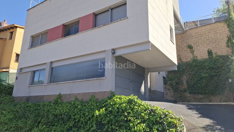 Foto 4b1b8ac8-44e5-4a93-bc46-d6e8793436a7. Casa amb calefacció a Vallirana