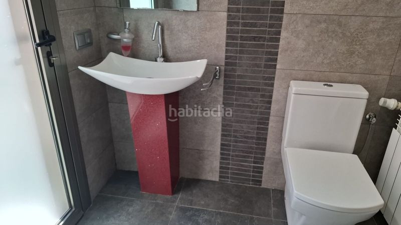 Foto 5f424a77-3b96-4bbf-baf4-7832040fc27c. Casa amb calefacció a Vallirana