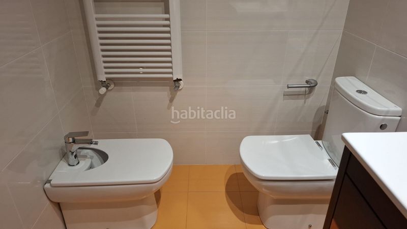 Foto b0a842d6-f06d-4ca4-a8f0-f8f66951e8c7. Casa amb calefacció a Vallirana
