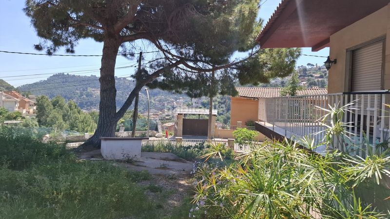 Foto 37bb6842-7eca-46fc-9500-60fa5be680e2. Casa a Vallirana