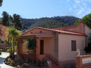 Casa a Olesa de Bonesvalls