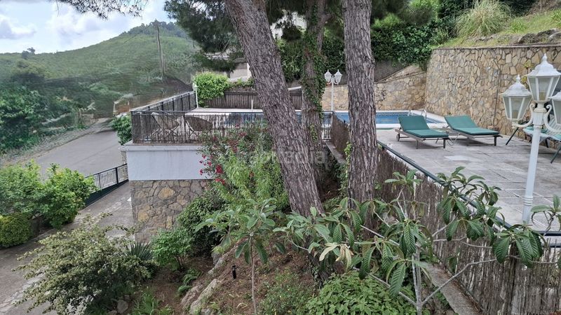 Foto 0b140545-40c0-4389-8e24-4f5b838bb6cd. Casa amb calefacció piscina a Vallirana