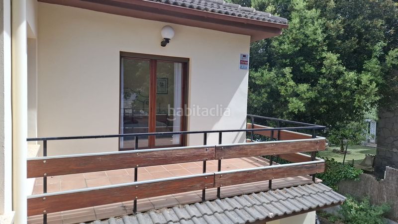 Foto b6feaa02-c126-4cb7-b75a-5ff13cf3ca41. Casa amb calefacció piscina a Vallirana