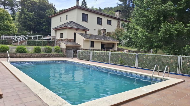 Foto d99735cb-e6bf-41d3-836e-dbed00e8b21e. Casa amb calefacció piscina a Vallirana