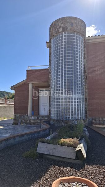 Foto 7566f971-8136-424b-832c-7352d48c4ab9. Casa amb calefacció a Olesa de Bonesvalls