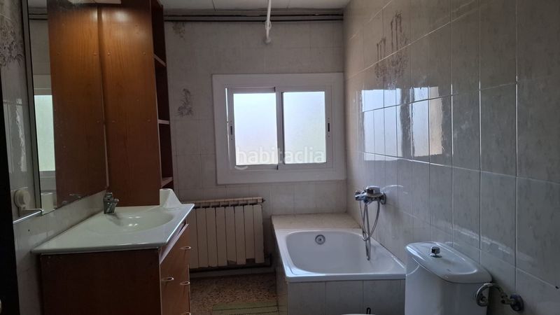Foto 77a5287d-c5ad-485a-9b5a-947b0daab3ea. Casa amb calefacció piscina a Cervelló