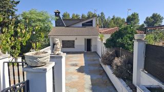 Casa adossada a Vallirana