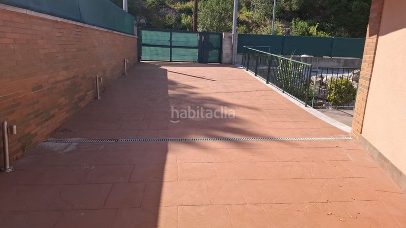 Foto b2b998b0-2aa1-41af-94f2-28d76049dc5f. Casa amb calefacció a Vallirana