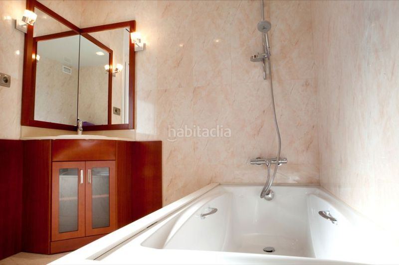 Foto 990ca51e-0fd0-4602-a178-744a9e12ed6c. Casa a Vallirana