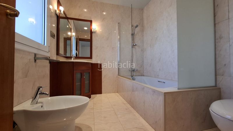 Foto f93e087f-2255-402e-b3d2-3ea13e1381de. Casa a Vallirana