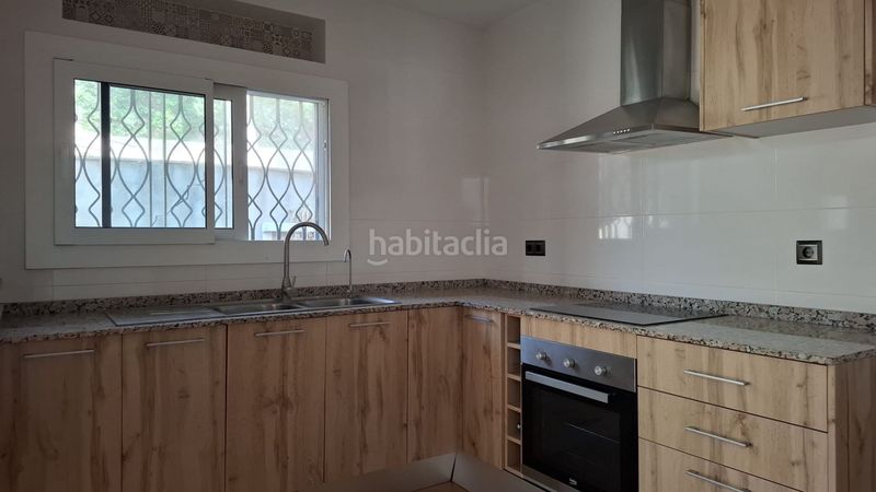 Foto 0c140ab0-e195-4602-94b8-e956328426f7. Casa amb calefacció a Vallirana
