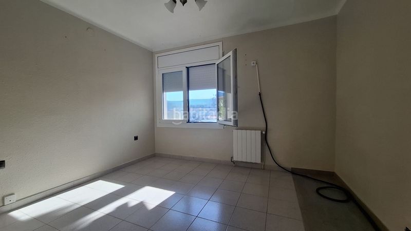 Foto 5f9f1945-50d7-45ad-9e38-ce724e266672. Casa amb calefacció a Vallirana