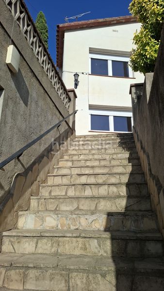 Foto b5e66a5d-6791-4fb5-a3e6-62932a093406. Casa amb calefacció a Vallirana