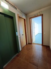 Rent Business premise in Vallirana