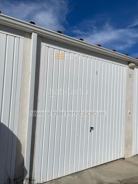 Foto 3e02075e-8686-4617-8a21-c067e503c946. Aparcament cotxe a alameda 5 a Zarapicos