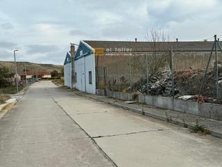 Nau industrial  De la lurda. Nave industrial en garcihernández