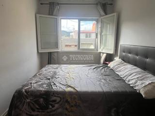Pis a La Teixonera. Piso en venta en barcelona