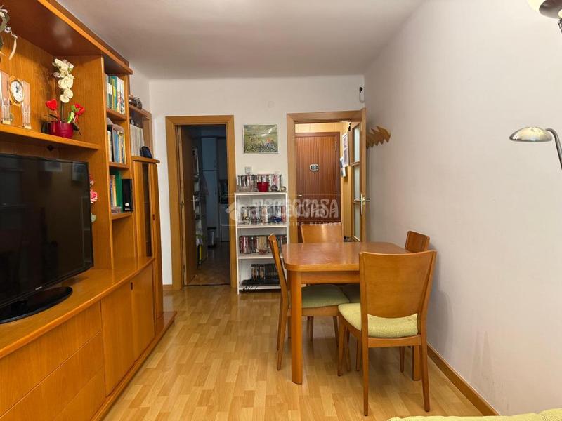 Foto a2b98783-aed2-49f1-a423-6319183e5cc7. Etagenwohnung in La Teixonera Barcelona