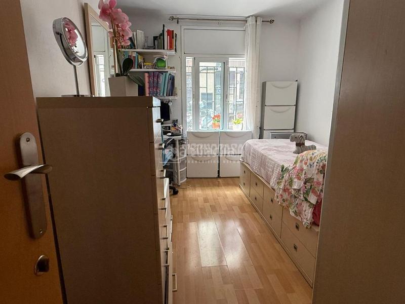 Foto c766c36c-df04-4e03-bbf5-2912c26d2234. Etagenwohnung in La Teixonera Barcelona