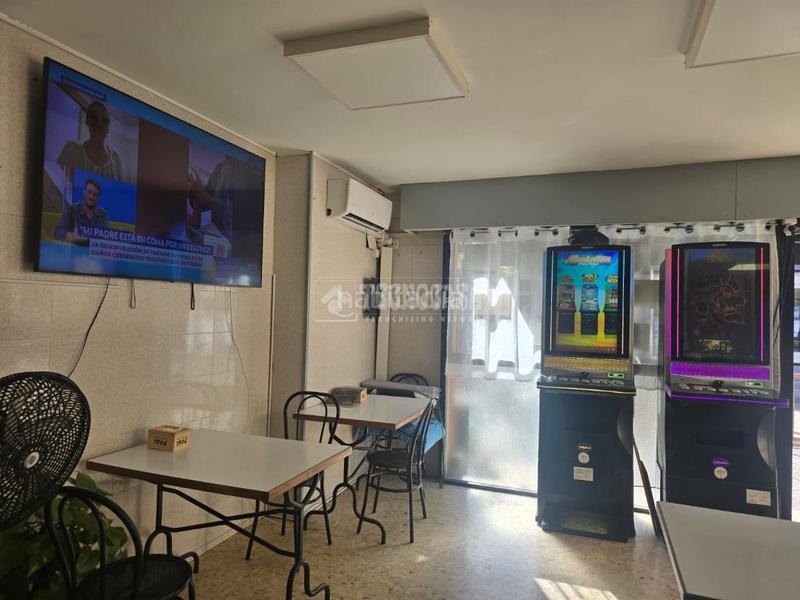 Foto 11f11cd9-3be4-41bf-a98c-0af502b8b4d8. Local comercial a La Teixonera Barcelona