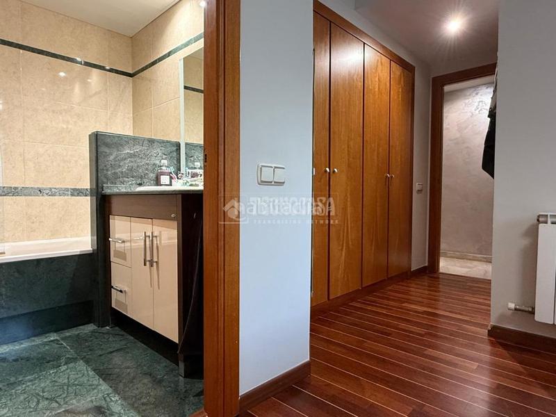 Foto 5a969bb1-f49f-44de-9087-437a8b0bcfd9. Piso  en venta en La Teixonera Barcelona