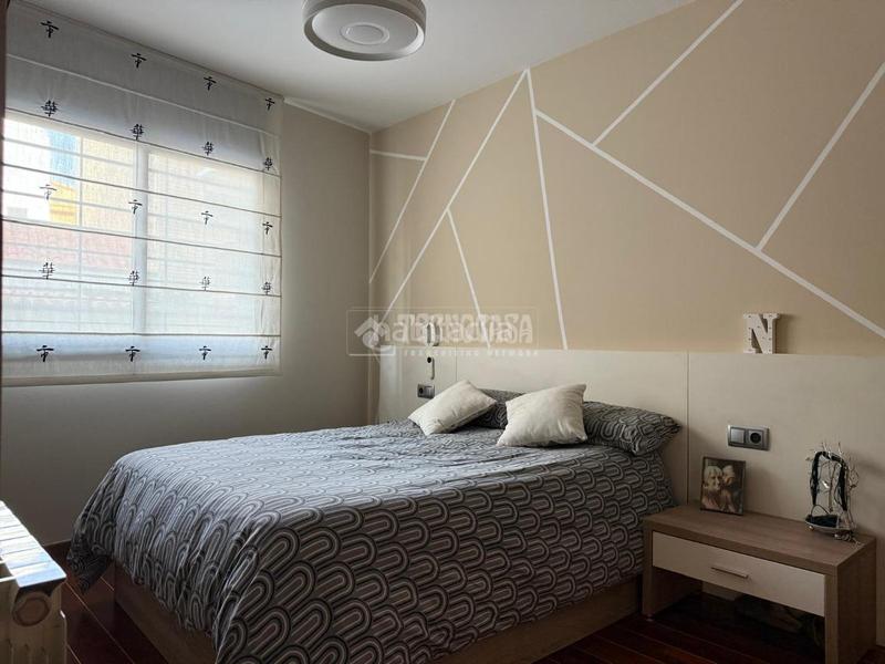 Foto 6cb49e25-05f5-4d75-85eb-29e54ec83c24. Piso  en venta en La Teixonera Barcelona