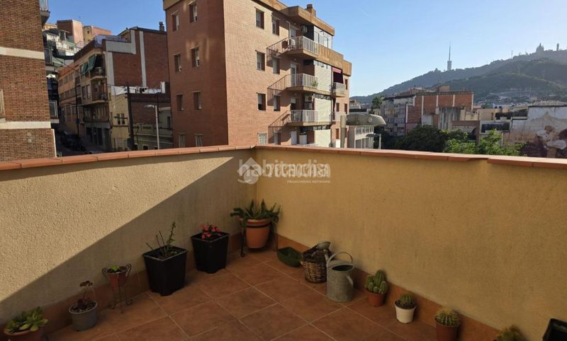 Foto 4fc9f41e-f67f-474e-b58d-071c84a75eae. Pis a La Teixonera Barcelona
