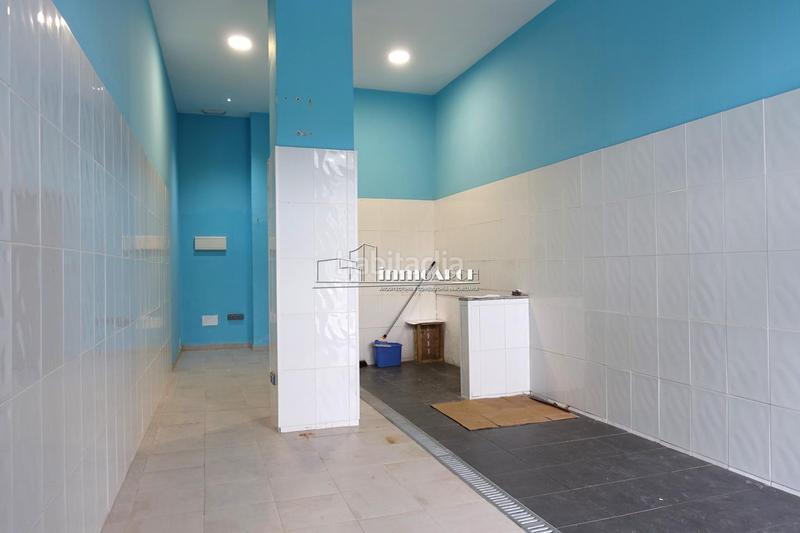 Foto c6ebf43d-8ee1-41f5-8a27-294fe3faf4d7. Alquiler local comercial en Mesoiro Coruña (A)