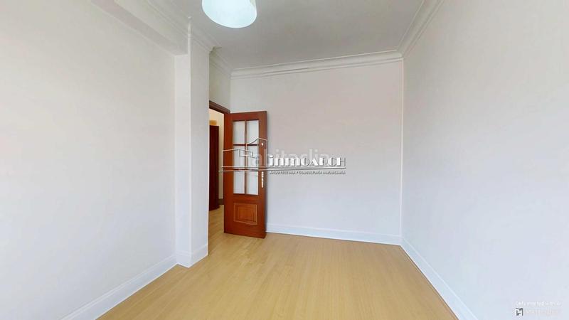 Foto becb309b-4941-45c6-9746-211882fe7b47. Appartamento in Os Mallos Coruña (A)