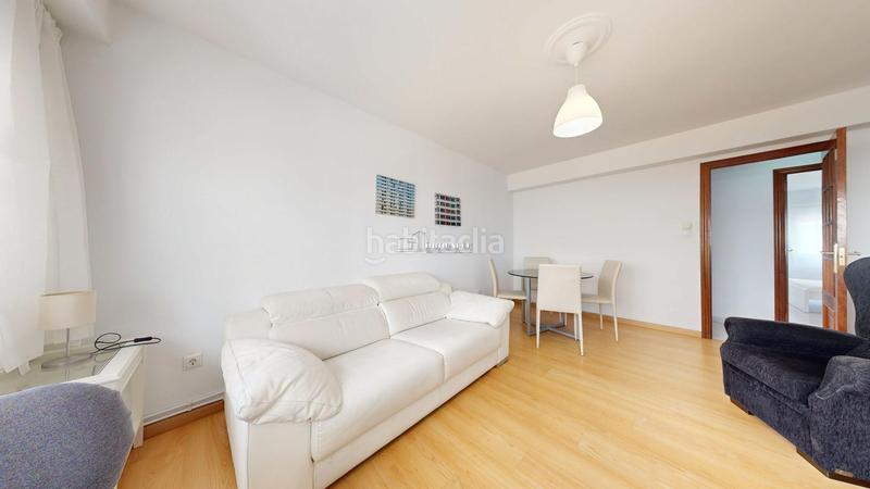 Foto 0bf32fca-cf5d-47af-a9b5-3f37d96f76b9. Rent flat with heating in Los Castros - Castrillón Coruña (A)