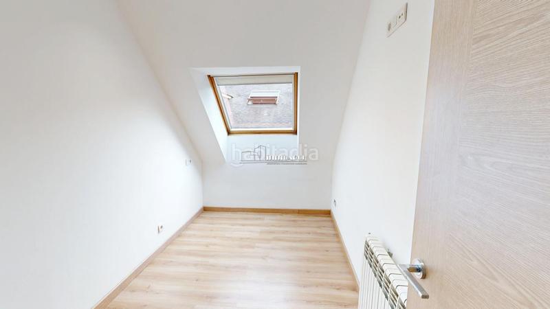 Foto 19323e4c-a27b-470f-9ce7-96f82bf7bbb9. Casa con riscaldamento parcheggio in Vilaboa Sur Culleredo