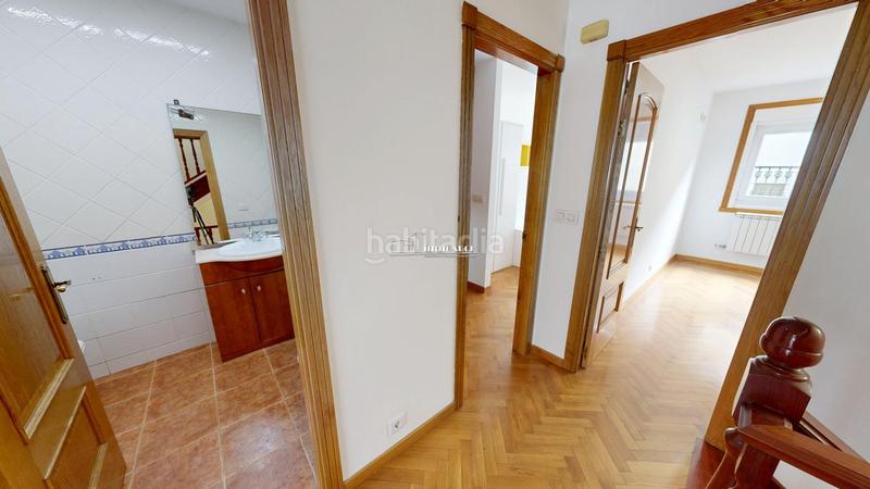 Foto 22f9a3a6-e530-41e6-8e20-4d8f7700bdd0. Casa con riscaldamento parcheggio in Vilaboa Sur Culleredo