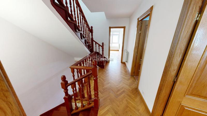 Foto 4900688e-c178-44b0-99dc-0cc4d076f33e. Casa con riscaldamento parcheggio in Vilaboa Sur Culleredo