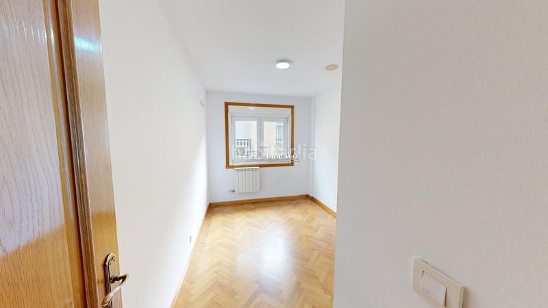 Foto 7a9e44e8-1fee-424a-95ae-d9cd2a6db513. Casa con riscaldamento parcheggio in Vilaboa Sur Culleredo