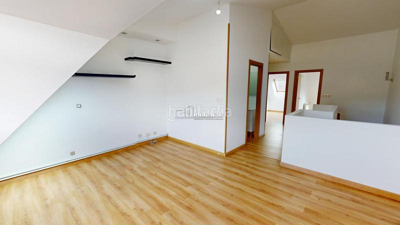 Foto 859b078a-b31f-404d-a8a5-3382cb696ef8. Casa con riscaldamento parcheggio in Vilaboa Sur Culleredo