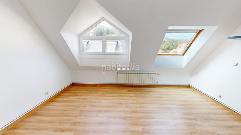 Foto 9aaa56f8-56a9-4f5d-ba81-4403d6bb0329. Casa con riscaldamento parcheggio in Vilaboa Sur Culleredo