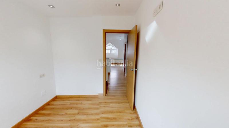 Foto ce0fd147-3924-43e3-aba0-7205f8f87300. Casa con riscaldamento parcheggio in Vilaboa Sur Culleredo