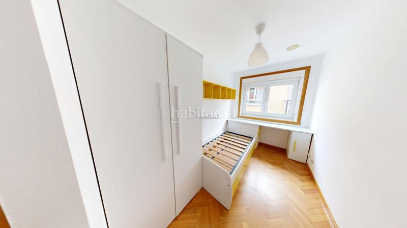 Foto db25ed33-86ec-4865-8385-83a8c67e7a6f. Casa con riscaldamento parcheggio in Vilaboa Sur Culleredo