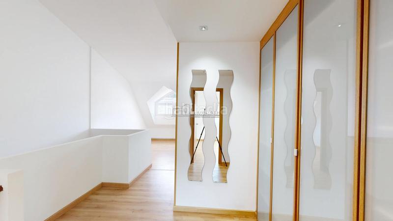 Foto dc76c248-6724-4680-ac0d-ad2f3b41ec1c. Casa con riscaldamento parcheggio in Vilaboa Sur Culleredo