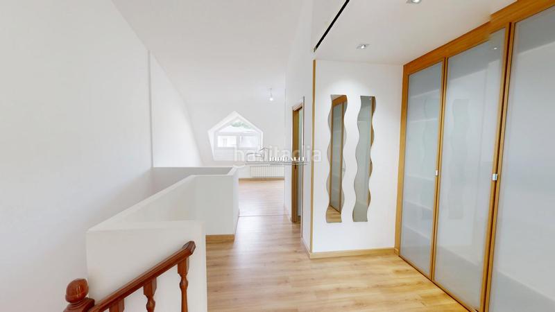Foto e674131c-9467-40bd-9454-af04b1494209. Casa con riscaldamento parcheggio in Vilaboa Sur Culleredo