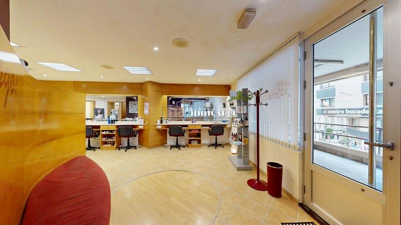 Foto 26b5db36-38c2-4739-b63f-5cf9372f3c8e. Local commercial dans Agra del Orzán - Ventorrillo Coruña (A)