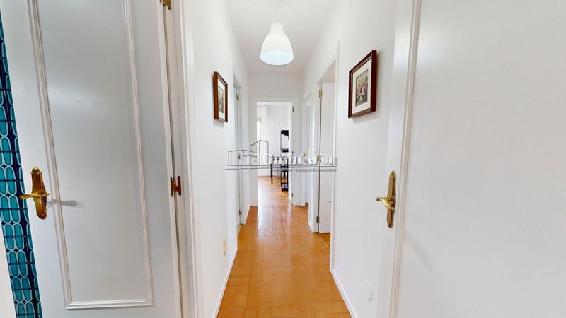 Foto a189183e-c681-4c74-9eb2-ca541fdc3295. Rent flat in Someso - Matogrande Coruña (A)