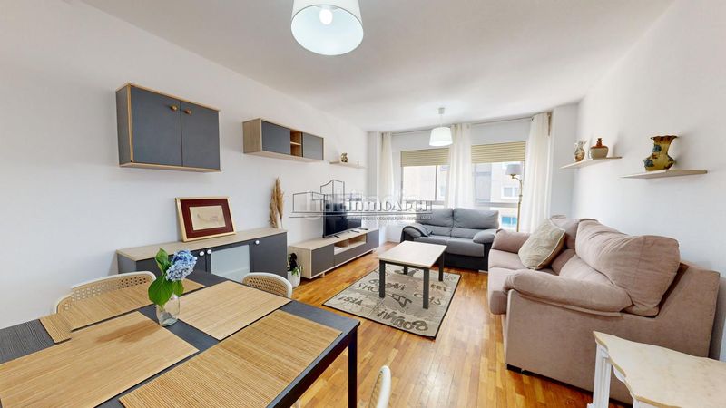 Foto b4ed25c6-c579-4aaa-9667-d14c5862a140. Rent flat in Someso - Matogrande Coruña (A)