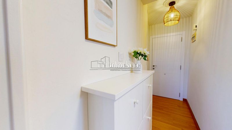 Foto 161bf20b-0a6e-4264-b555-f4c6e54ce4bc. Rent flat with heating in Someso - Matogrande Coruña (A)