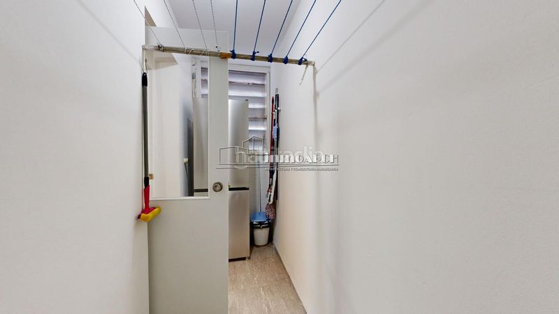 Foto b52ad2c8-059c-4c0d-8a93-cceb888eedad. Rent flat with heating in Someso - Matogrande Coruña (A)