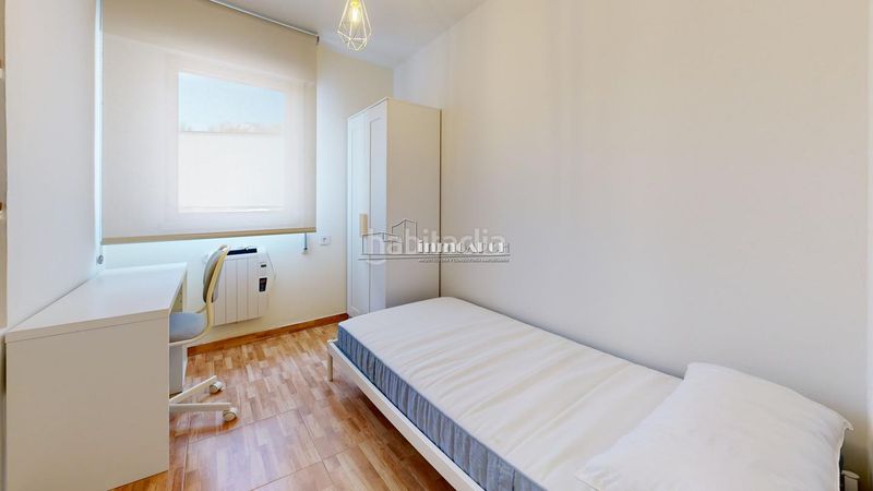 Foto b5a0ca82-0c5f-443c-a4a7-815fb3766887. Rent flat with heating in Someso - Matogrande Coruña (A)
