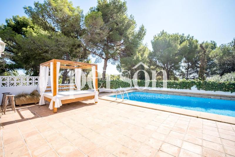 Foto 0245d843-36be-4515-afe2-a027cf600a83. House with heating parking pool in La Granadella - Costa Nova Xàbia