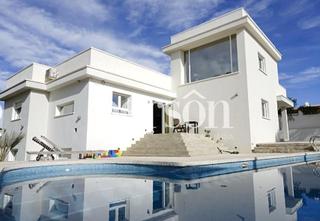 Casa en Rojales. Chalet impecable con piscina privada y gran parcela en ciudad qu