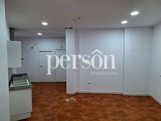 Local Comercial a Casco Antiguo. Bajo comercial en puzol