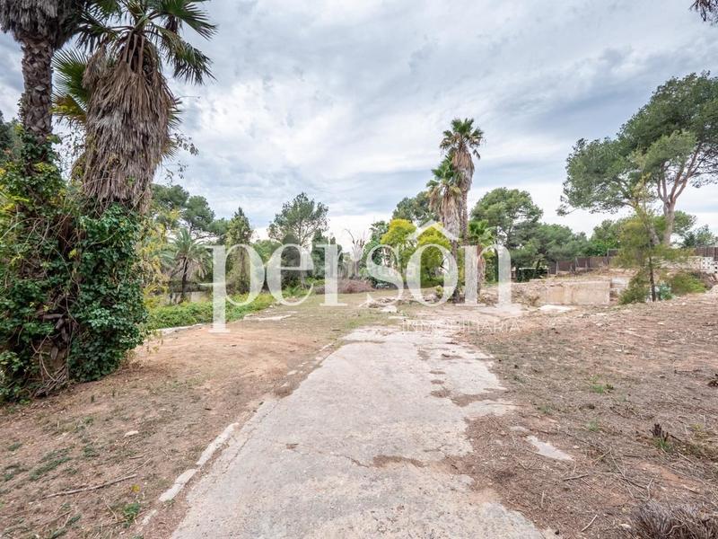 Foto 4bb1fea2-ec6d-456c-94b3-41e49bce84fe. Terreno residencial parcela urbanizable en venta en santa bárbara en Rocafort